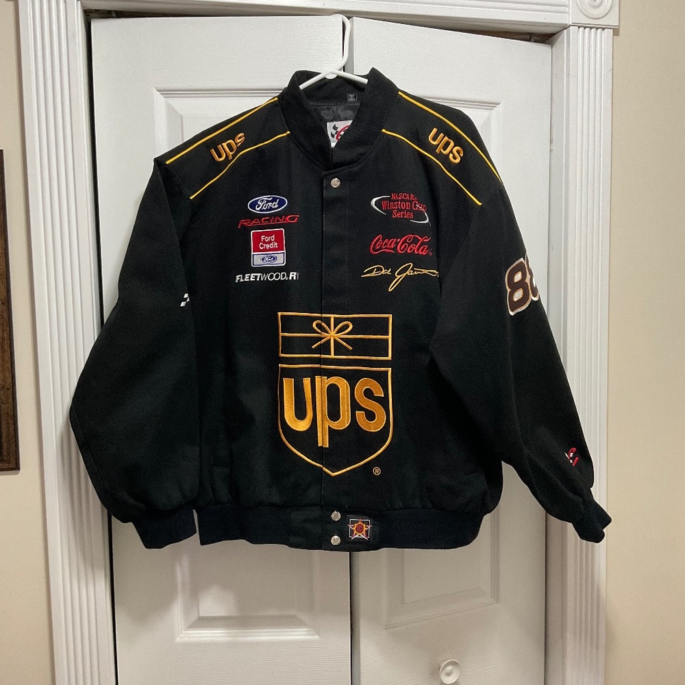 CHASE AUTHENTICS Dale Jarrett #88 Winston Cup UPS Logo Black Jacket  XL
